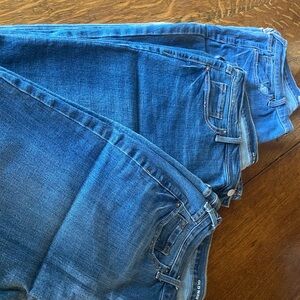 Old Navy Women's Skinny Jeans in Classic Blue
